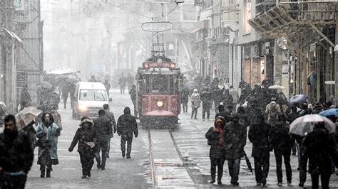 İ­s­t­a­n­b­u­l­­a­ ­k­a­r­ ­g­e­l­i­y­o­r­ ­-­ ­S­o­n­ ­D­a­k­i­k­a­ ­H­a­b­e­r­l­e­r­
